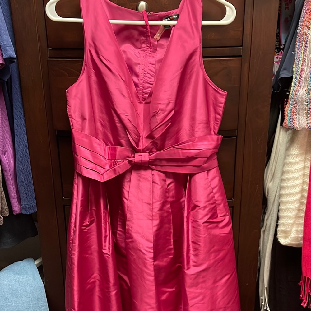 Tea length pink madmen banana republic dress.  Size 8